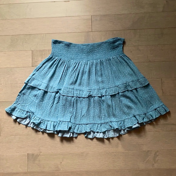 BRAND NEW flowy polka dot skirt from pacsun - Picture 1 of 3